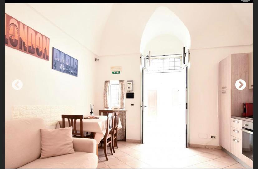 Appartement La Casa Delle Muse à Ostuni Extérieur photo